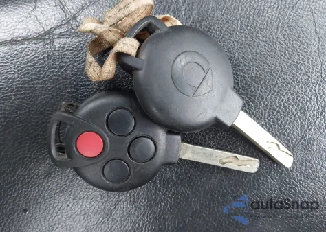 2009 Smart Fortwo Brabus/Passion/Pure from USA, damaged, VIN WMEEJ31X39K312090